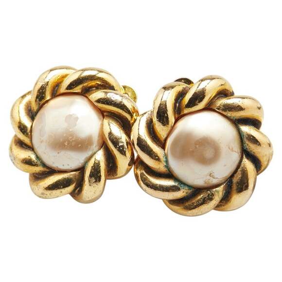Chanel Vintage Clip-On Earrings Pearl #209418C42B